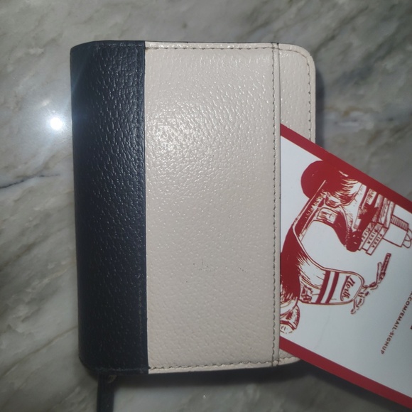 Kate Spade Black and Cream Wallet - Picture 2 of 6